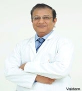 Dr. Sumeet Rastogi